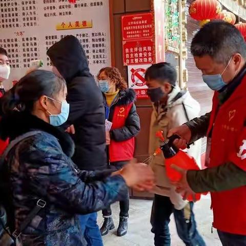 玉蟾街道丨党员干部冲在前 共同抗疫保家园 —记玉蟾街道西苑社区党委