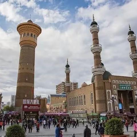 南疆大环线+独库公路14日深度游