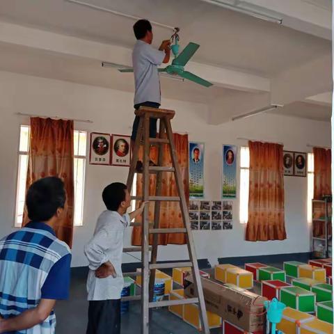 永安小学国庆均衡迎国检加班进行时