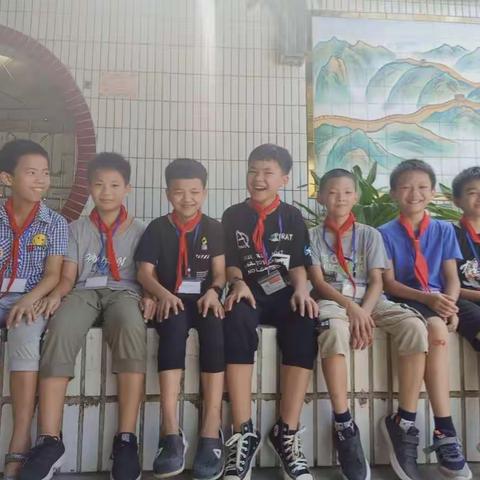 相机里永存的童年——记2021届幸福小学六年级