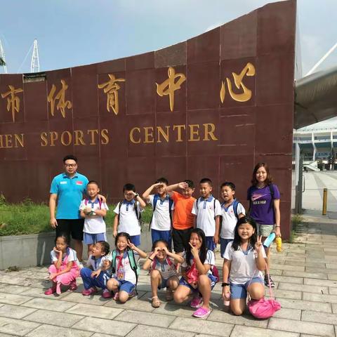 龙岭学子在深圳市中小学生游泳比赛中崭露头角