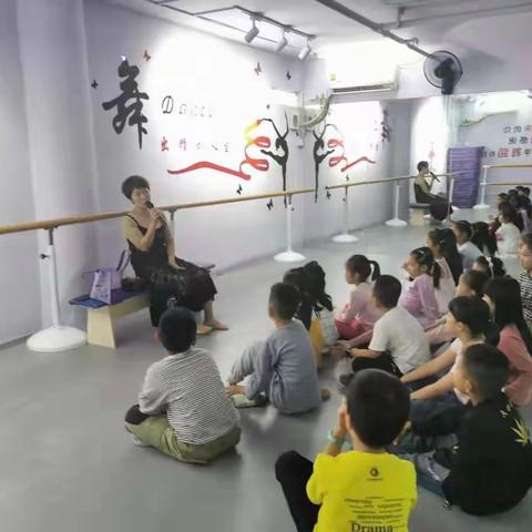 童话剧《老鼠嫁女》排练侧记之一