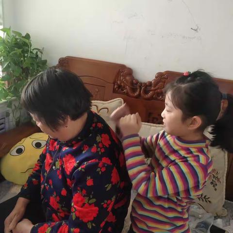 【女神节快乐】花园学校二年级十二班徐海艺