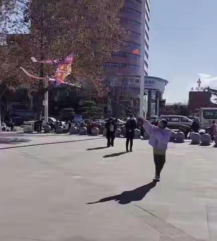 林州市市直四小        四（5）班李梓宁   丰富多彩的寒假生活