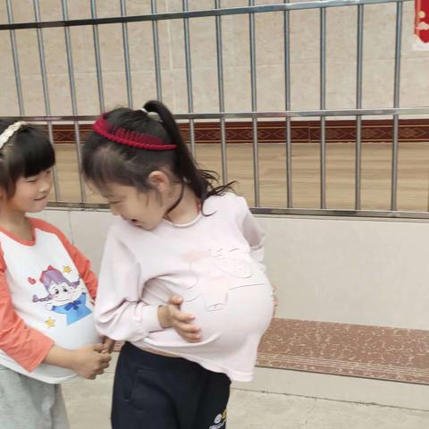 2023年桂兰育苗幼儿园所有女家长三八妇女节快乐