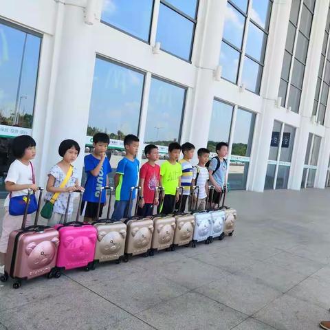 小小少年之夏令营之旅