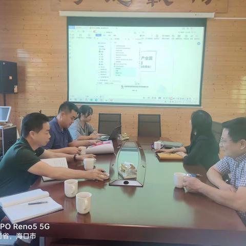 市林业局调研花卉产业发展情况