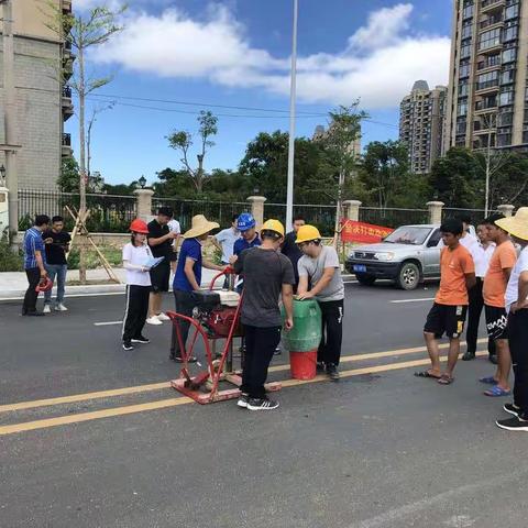 万福路改造项目交工验收