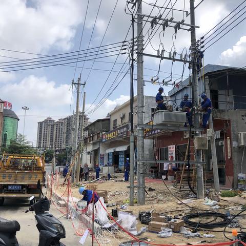 陵水英州镇万福路项目天堂村段高低压线路下地迁改