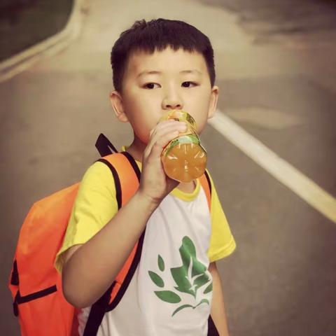 胡洪瑞的暑假生活