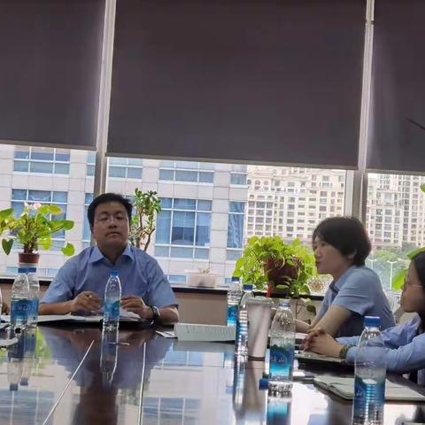 “提升治理能力 提高服务质效”园区支行召开案防分析会