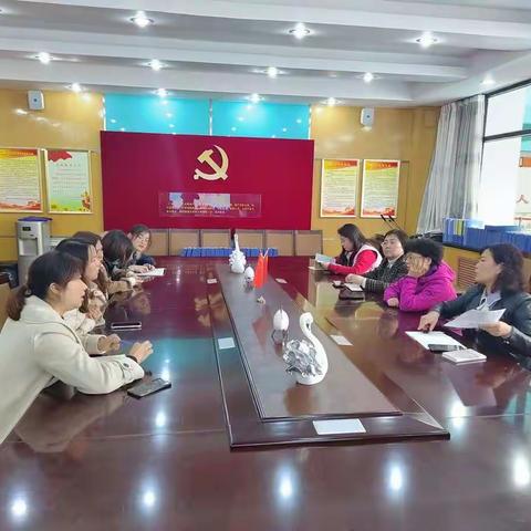 凝心聚力齐教研，灵动课堂再提升——东城一小英语组开展灵动课堂迭代提升研讨活动