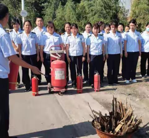 大荔汉村公路收费站组织开展消防应急演练