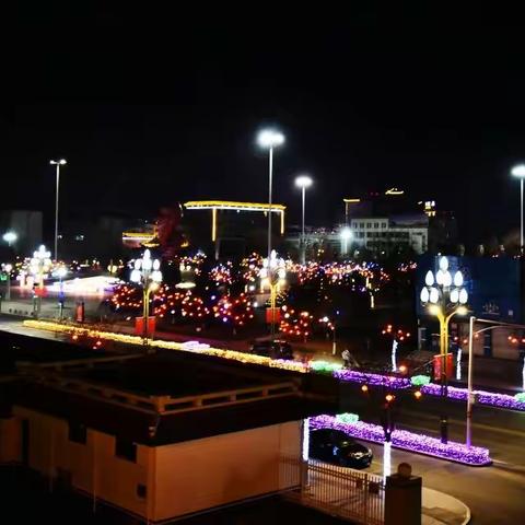 虎年除夕烟花璀璨