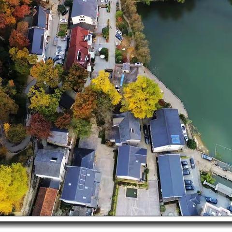 层林尽染下的最美古村落