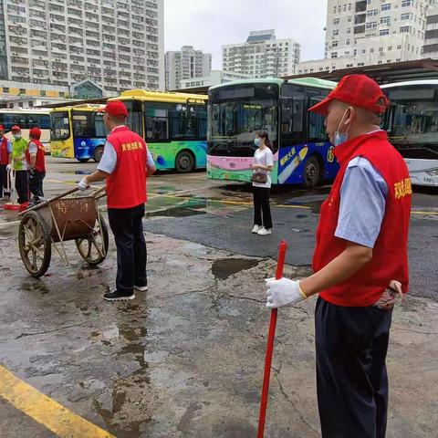 巩固提升文明城市建设，党员自愿者服务活动