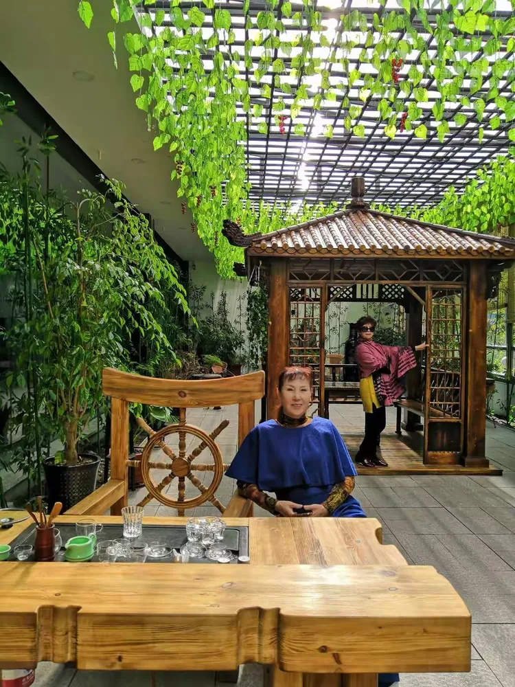 兄弟姐妹相聚富东度假村2018.10.4号留念