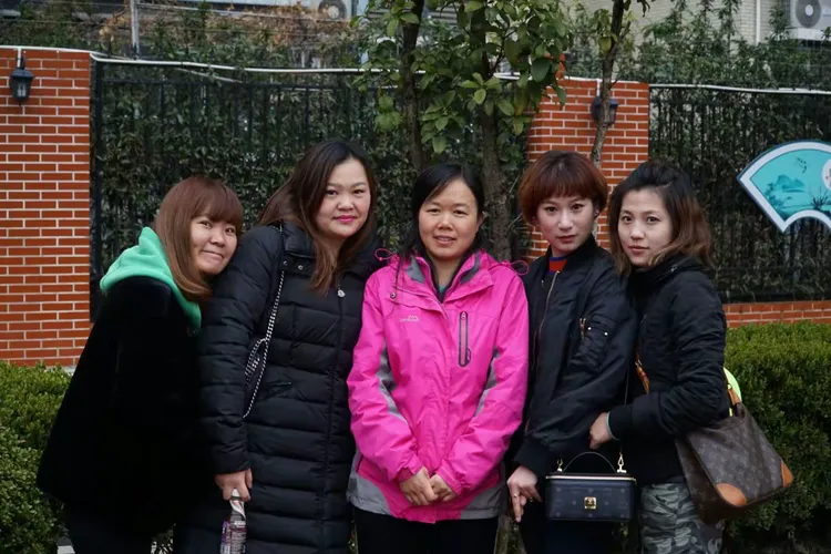 对方的的妈妈团