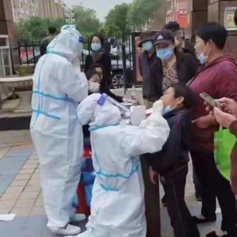 致敬医护工作者许晓彤——一朵朵圣洁的白莲花