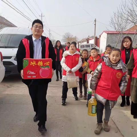 爱心永恒.初心不变__慰问孤困儿童无棣县第一实验小学扬帆起航中队献爱心活动