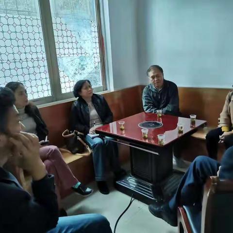 县政协田景高主席、葛凤霞副主席一行到进化镇中心坝区指导坝区建设工作