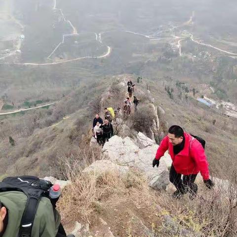 （3月20号周六）睢州户外带你穿越新密马头山～马眼洞