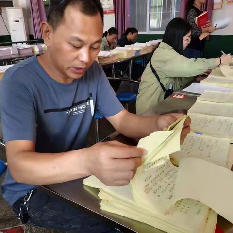 常规展评促发展，砥砺前行谱新篇——轵城镇实验小学教学常规展评活动