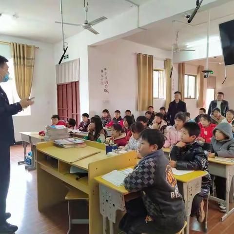 孙坊镇中心小学法治副校长“扫黑除恶”专题法治安全讲座