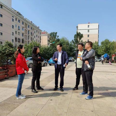 区委常委、组织部部长韩瑞华一行深入皇城街道大西街社区调研党建引领网格精细化管理工作