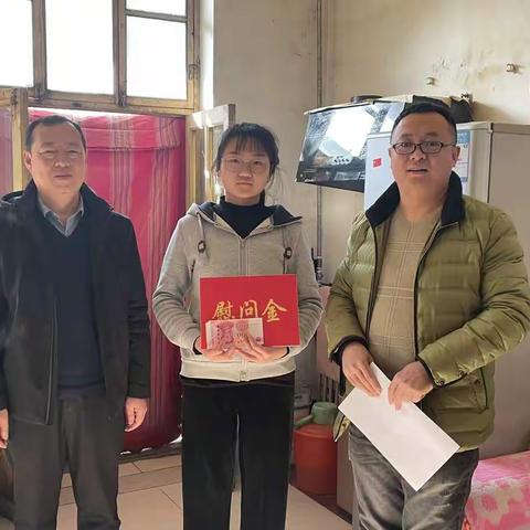 情系“美德少年” 爱心助力成长—区人社局慰问省级美德少年姚珠琳