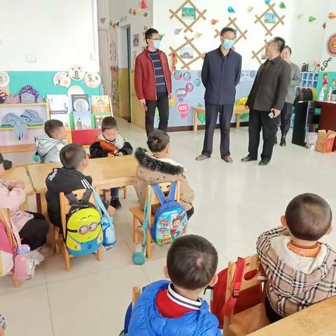 坚守初心，担当使命——王延兵副局长督导检查丰登坞镇教育履职评价准备工作