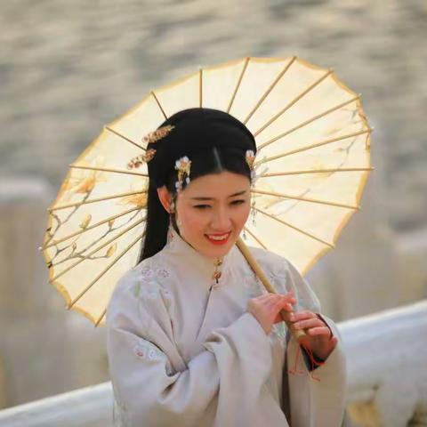 故宫相望