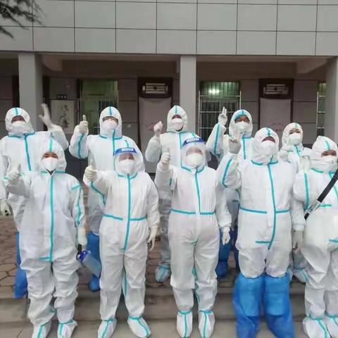 中共梁山镇委员会 梁山镇人民政府