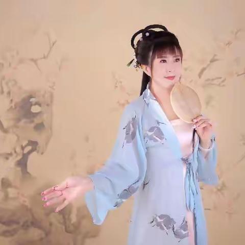 《魅力女人人像摄影》 桃花诺