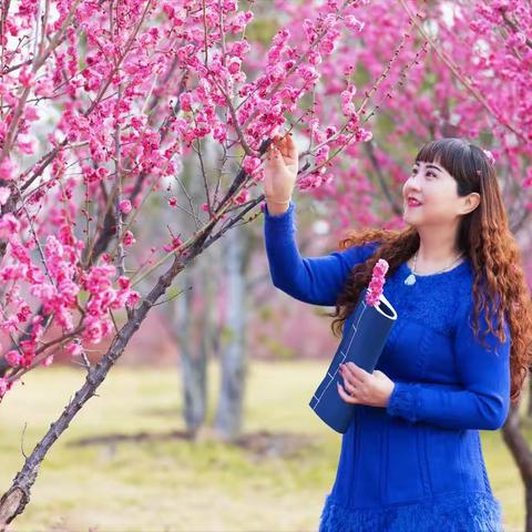 《花香人美》 春三月