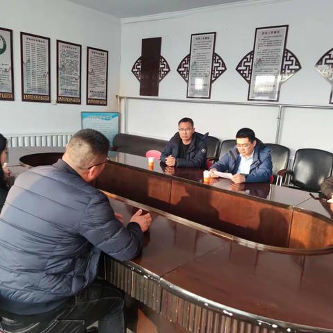 宣化区委常委、统战部长刘亚杰深入侯家庙镇调研乡村振兴工作