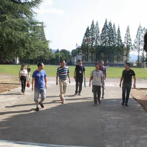 泉上中心学校迎接2019年秋季县开学工作专项督导检查