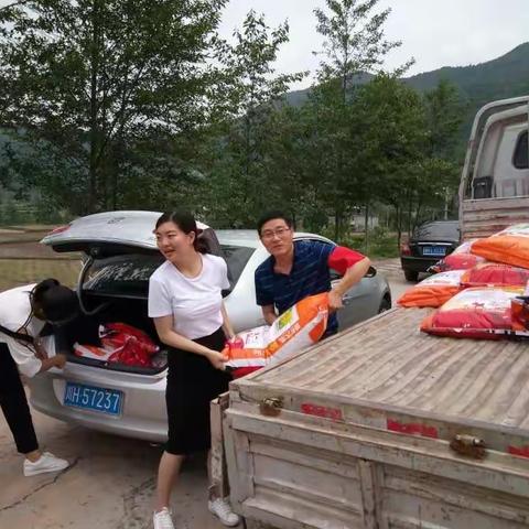 扶贫一直在路上！！！