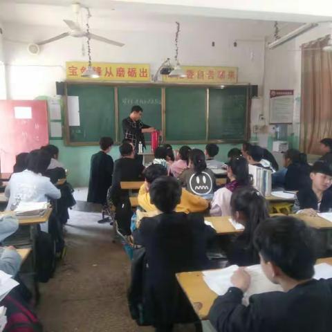 安丰乡开展消防知识进校园活动