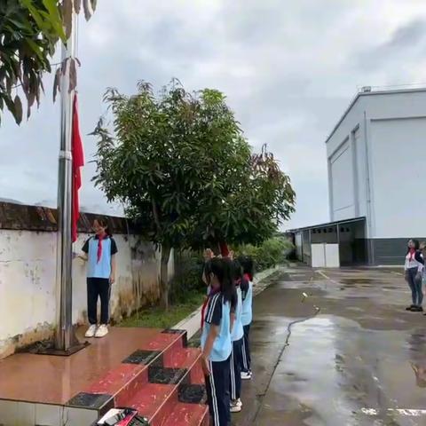 童心向党，未来有我——玛朗小学欢度国庆节