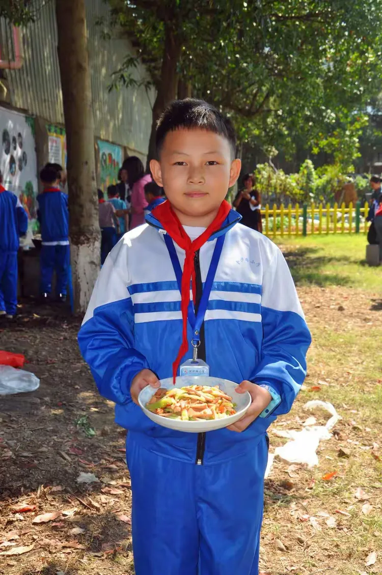 10.12金沙路小学三年级50班 互动野炊活动