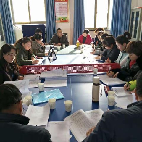 浅谈低年级习惯培养的策略