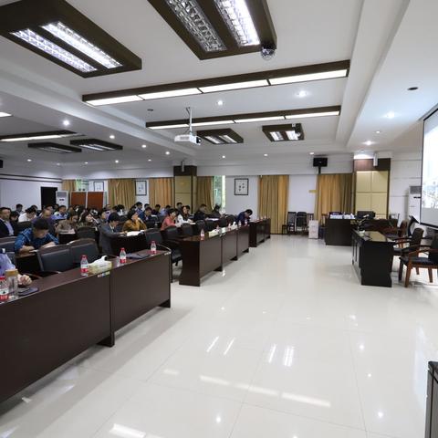 【警示教育】以案为鉴  筑牢思想防线——琼山法院组织干警线上旁听职务犯罪案件庭审
