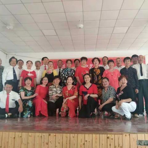 荷东艺术团下乡演出