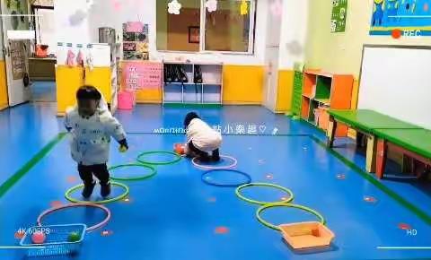 我爱我的幼儿园❤️             幼儿园里朋友多💑             又唱歌来又跳舞😜