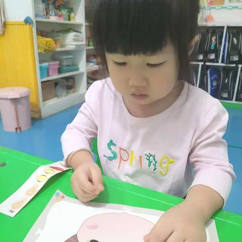 红旗幼儿园小一班第四周美篇