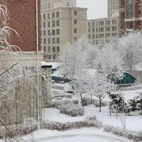 非常时期幸福年