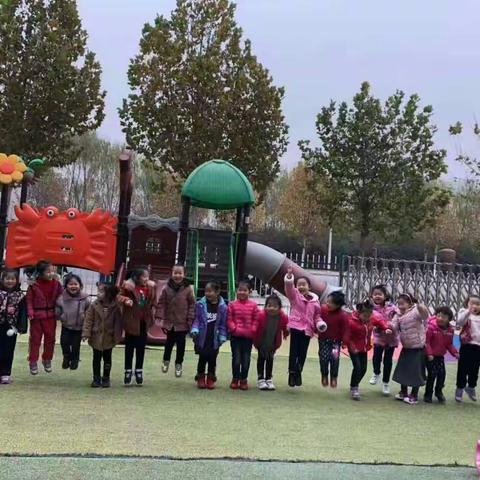 爱心园果三班十一月份第四周宝贝的精彩瞬间❤