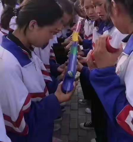 蒙根花万通社会实践之旅一初二(3)班(二)