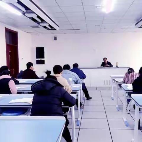 深化教研 聚焦课堂‖杨如斌校长深入语文组指导“五探学习法”